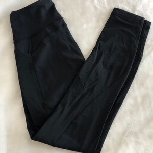 Black Lululemon leggings with mesh